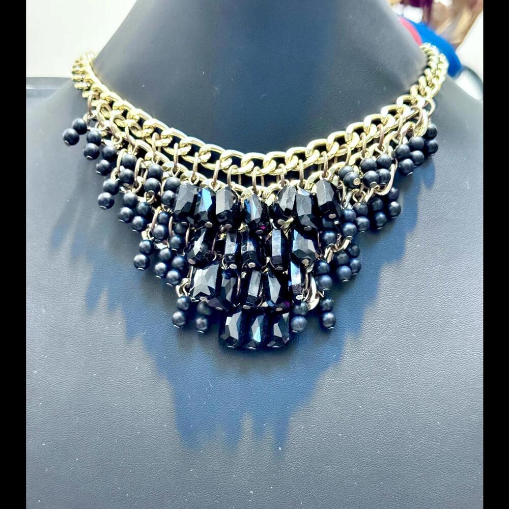 GOLD TONE CHAIN LINK LAYER OF BLACK CRYSTALS AND BLACK BEADS STATEMENT NECKLACE